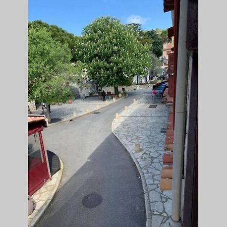 2 Pieces De Charme Au Coeur Du Village De Cabris Buitenkant foto